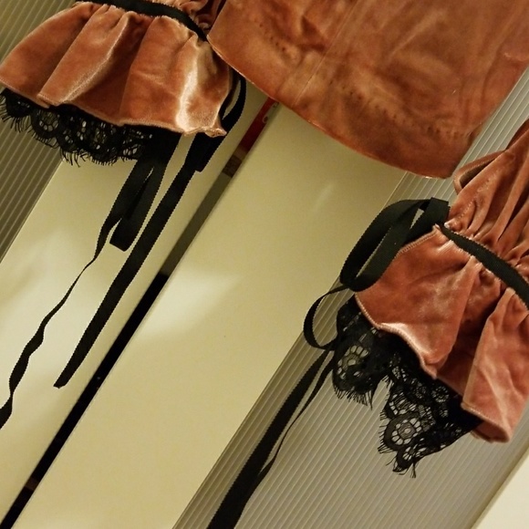 Blouse - Picture 3 of 3